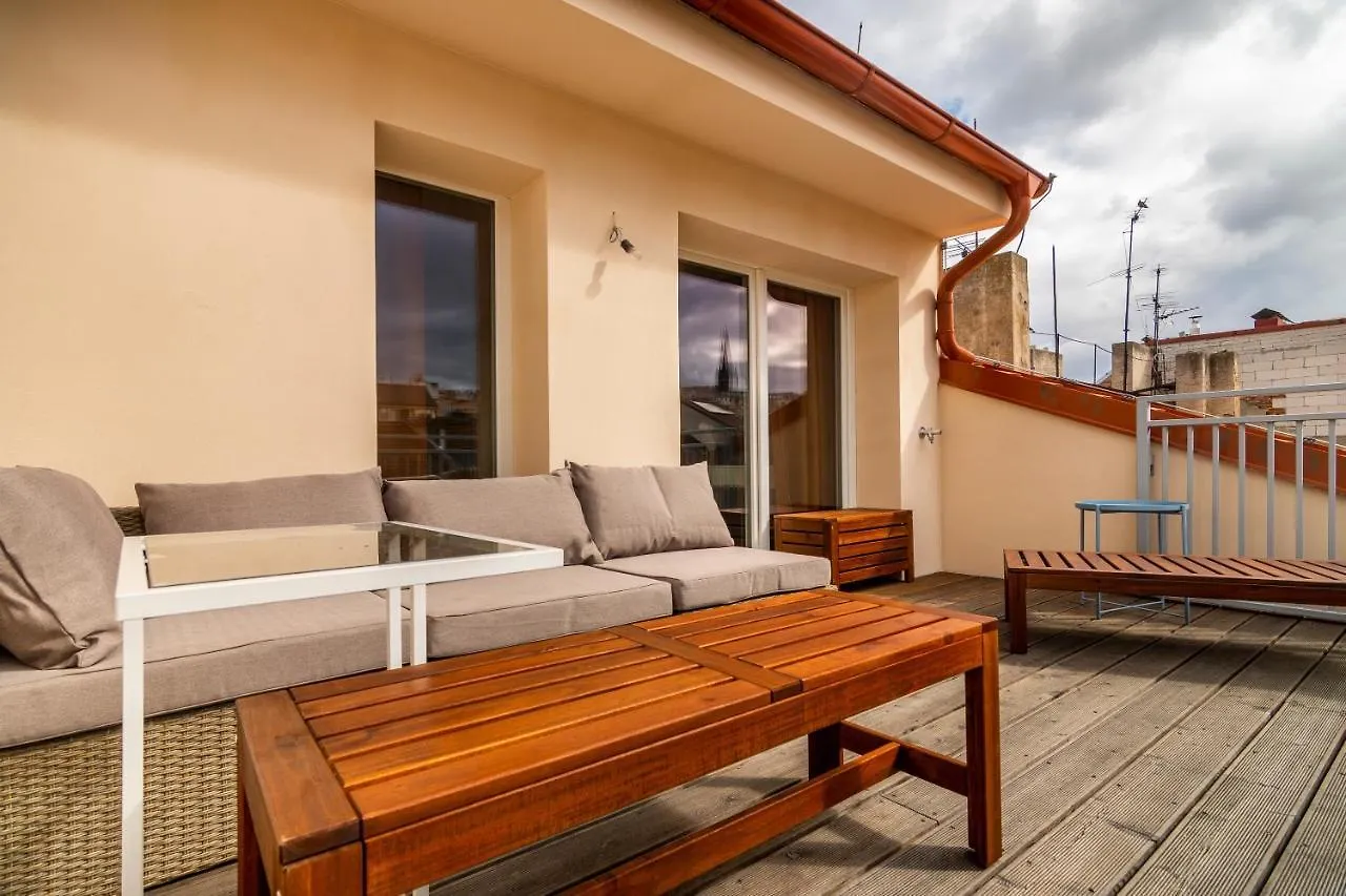 דירות Prague Days - Premium Loft W Terrace - View - Netflix - Ac צ'כיה