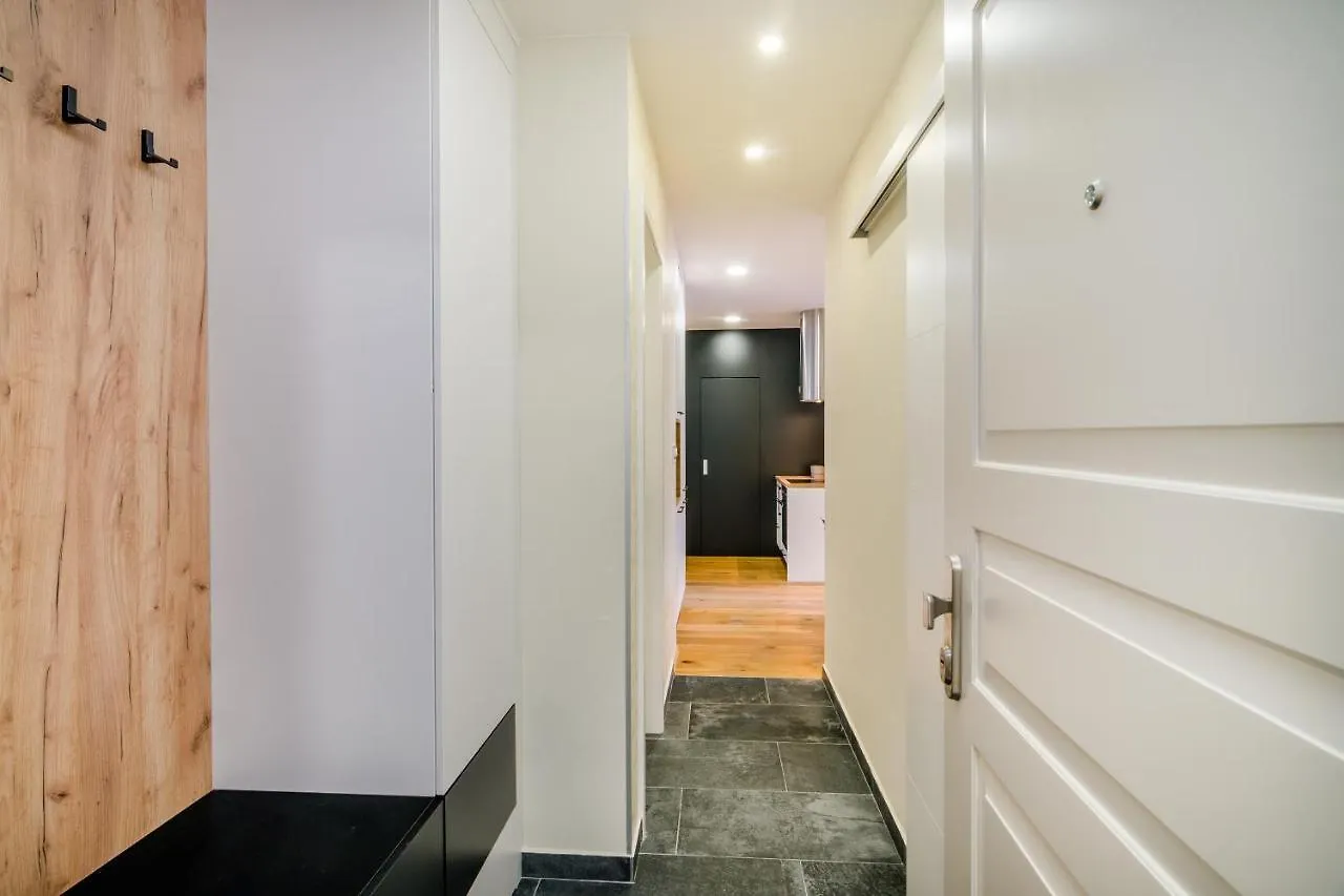 דירות Prague Days - Premium Loft W Terrace - View - Netflix - Ac צ'כיה