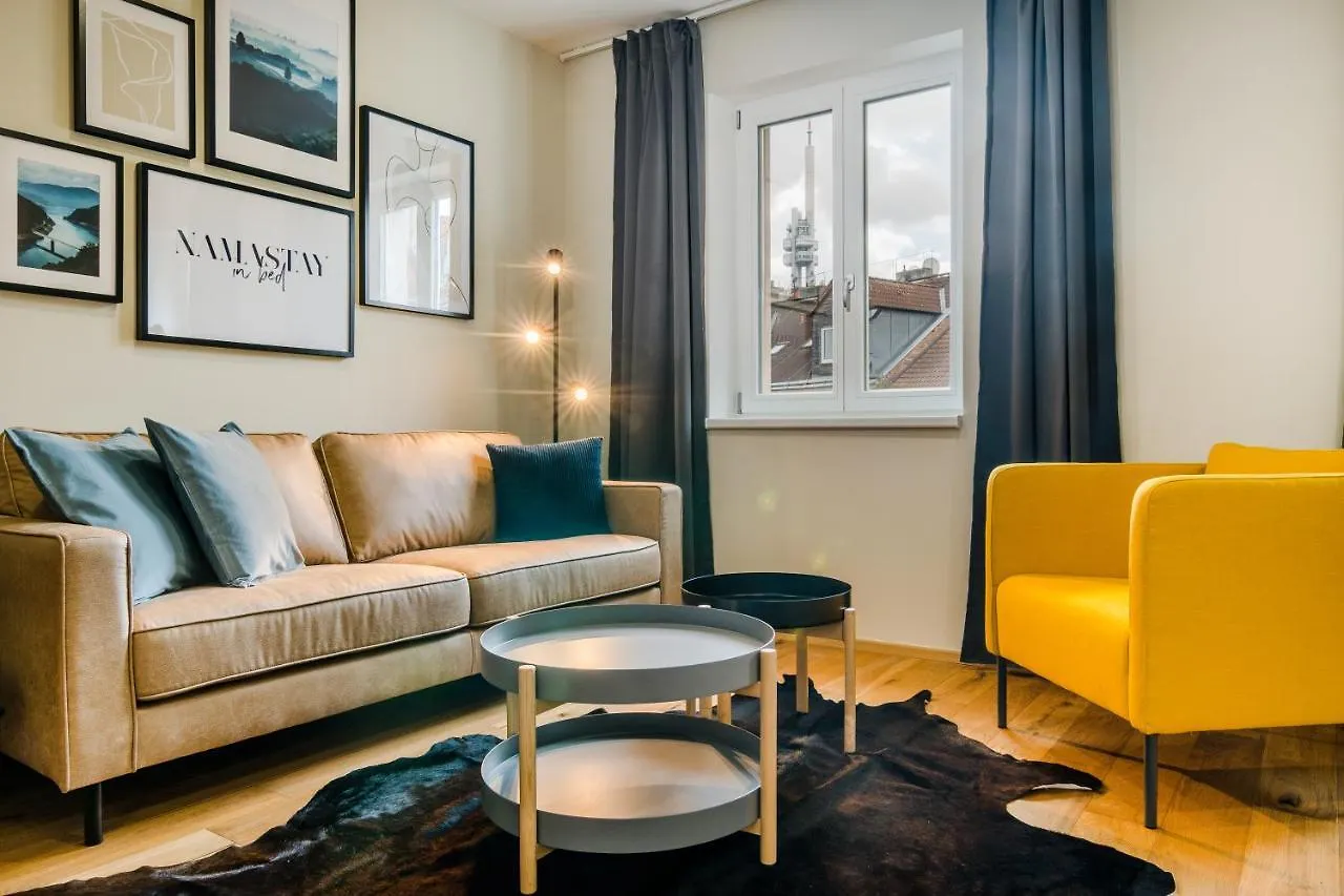 Prague Days - Premium Loft W Terrace - View - Netflix - Ac Apartment
